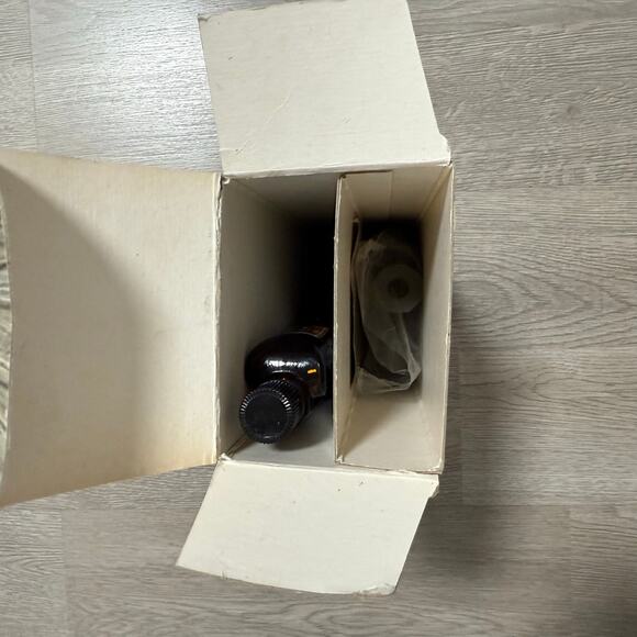 Vintage Avon Philadelphia Derringer Decanter Light Musk Aftershave - Picture 5 of 12